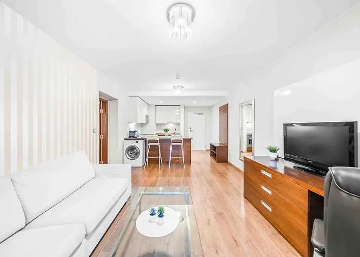 Parkview 52m2 Apartment *